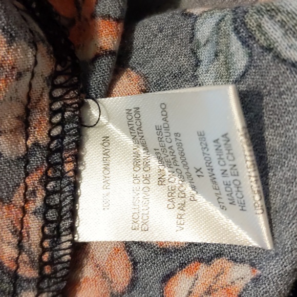 Democracy floral hi low blouse size 1X - Picture 12 of 13